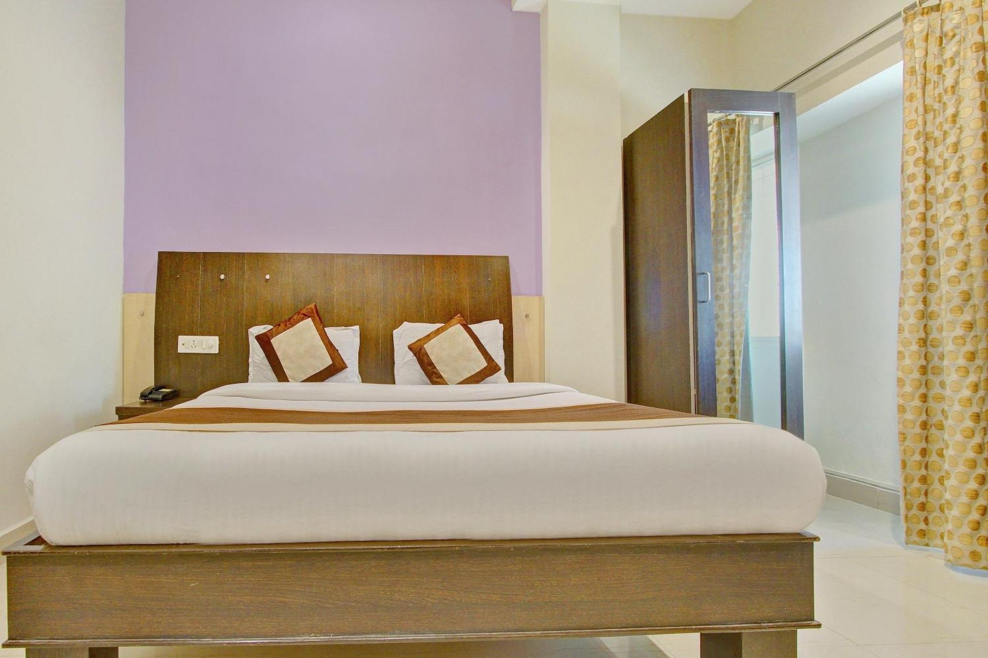 Hotel Super Collection O Alekhya Residency Hyderabad Exterior foto