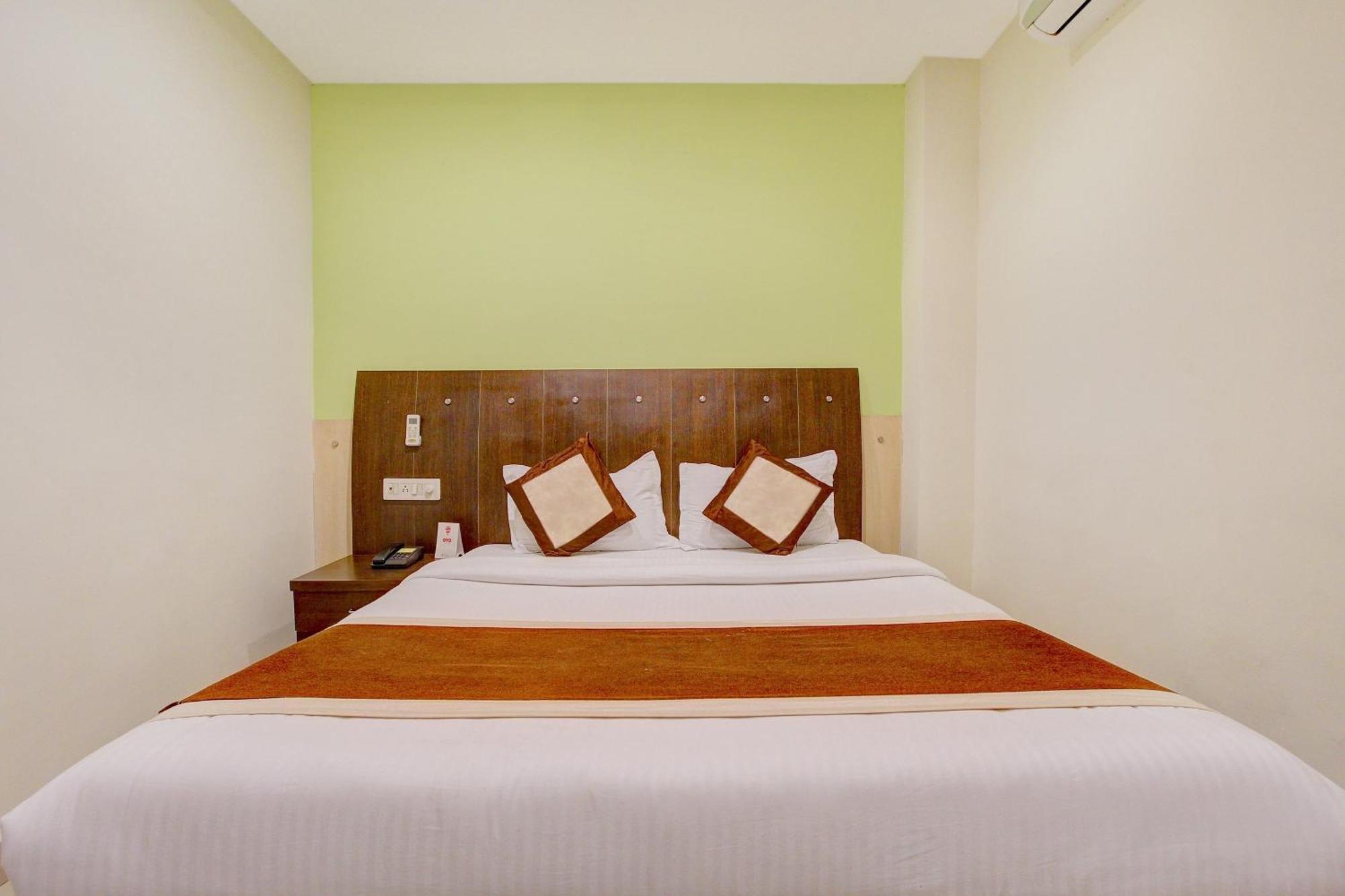 Hotel Super Collection O Alekhya Residency Hyderabad Exterior foto