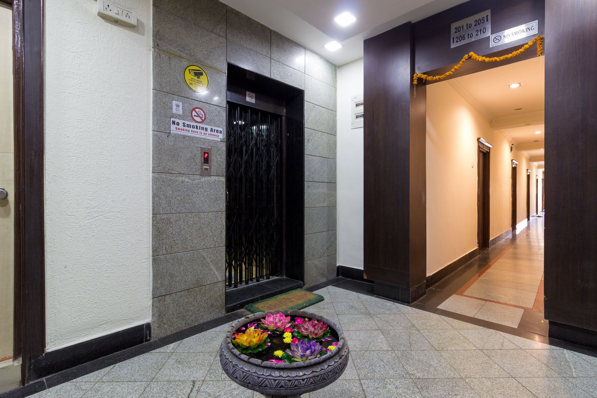Hotel Super Collection O Alekhya Residency Hyderabad Exterior foto